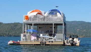 Lake Oroville Floating Campsites