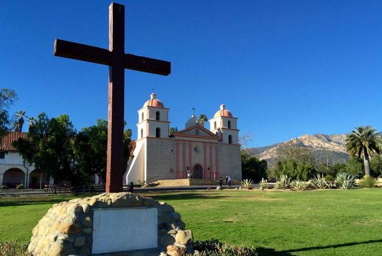 Explore the Queen of the Missions: Santa Barbara Day Trip Guide