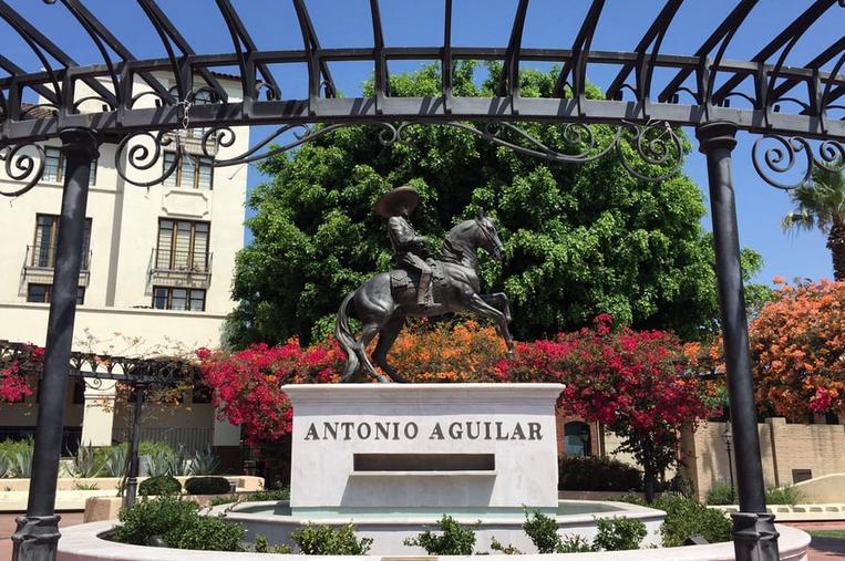 Olvera Street Plaza