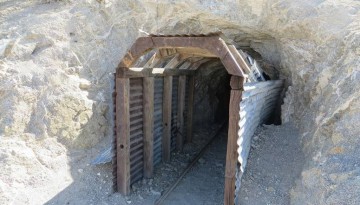 Burro Schmidt Tunnel Mojave Desert