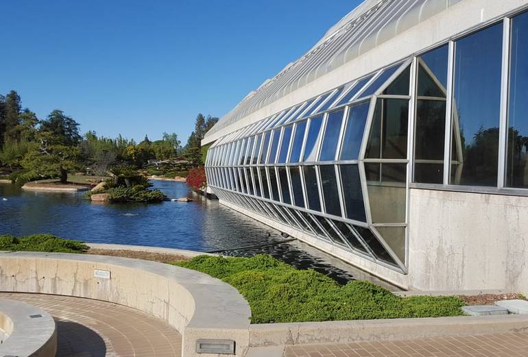 Star Trek Starfleet Academy Building