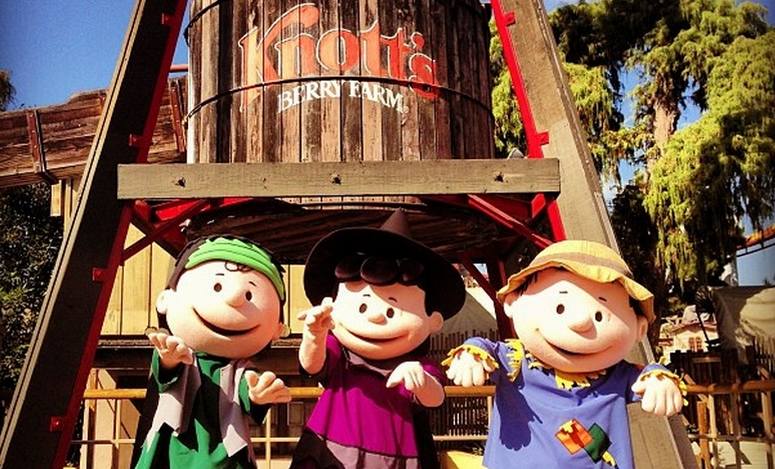 Knott's Berry Farm Spooky Halloween