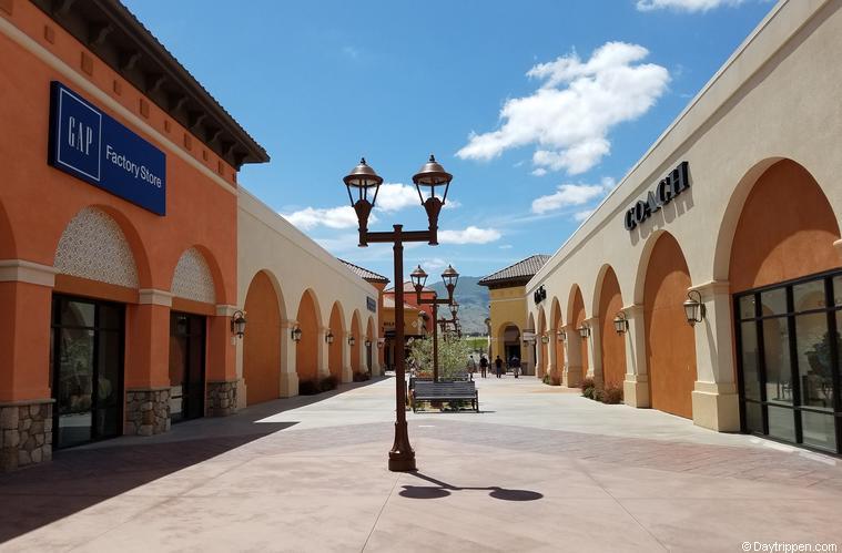 Shopping for Bargains at Las Vegas Outlet Centers