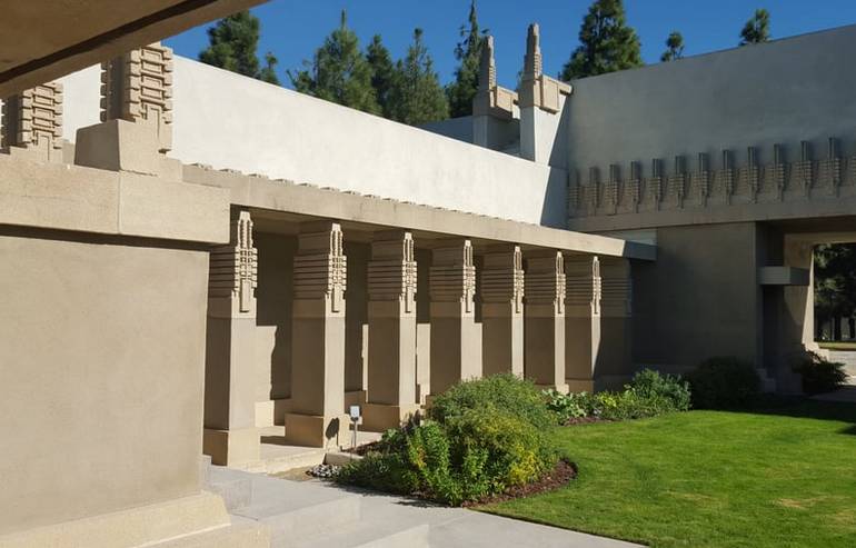 Hollyhock House Courtyard Hollyhock House Courtyard
