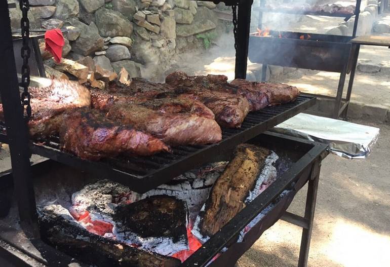 BBQ meats on the grill