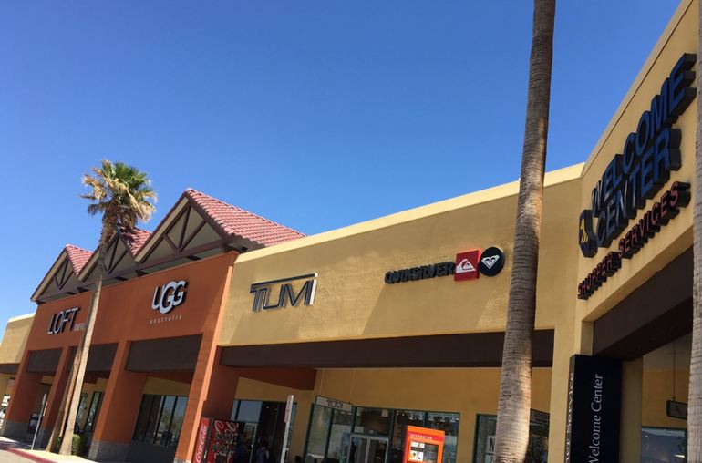 Outlets at Barstow Between Los Angles and Las Vegas