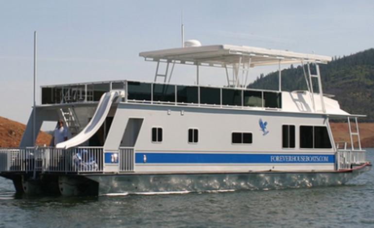 Lake Oroville Houseboat