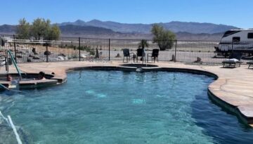 Guide to California Eastern High Sierra Hot Springs