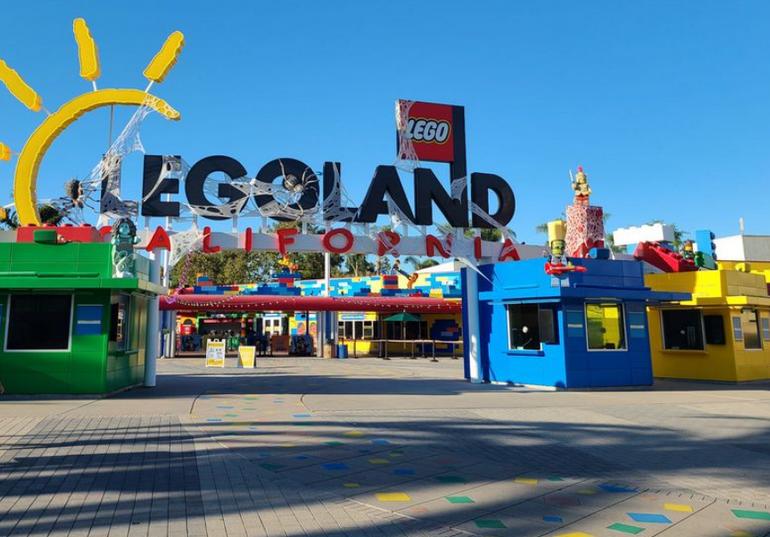 Legoland California Entrance
