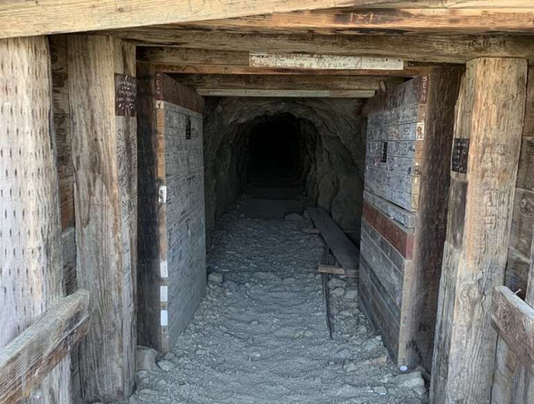 Entering Burro Schmidt Tunnel Entering Burro Schmidt Tunnel